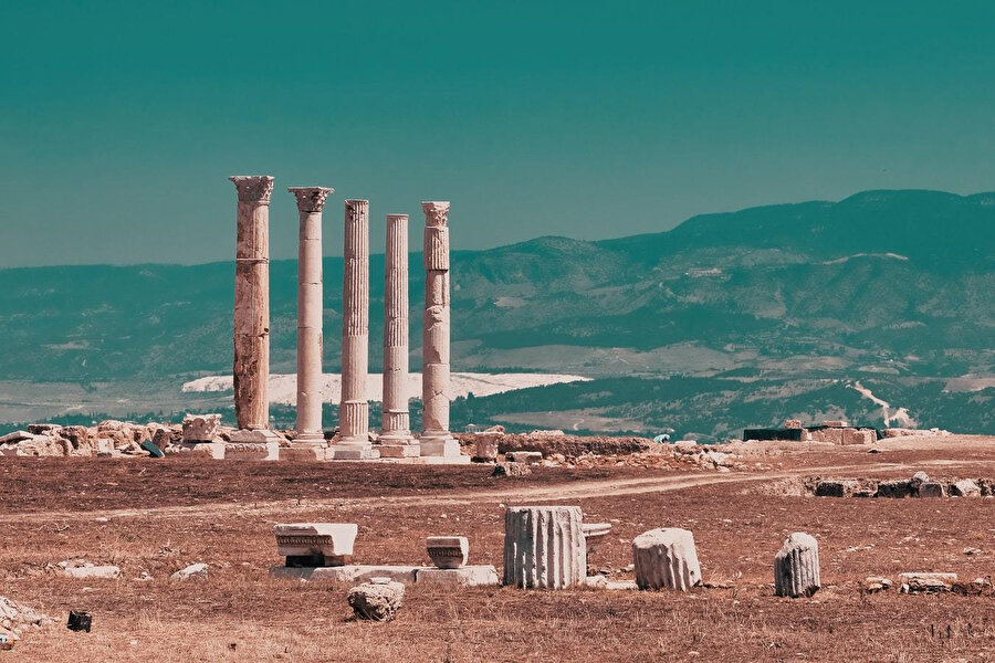 Laodikeia, MÖ 1. yüzyılda Anadolu'nun kentlerinden biridir.