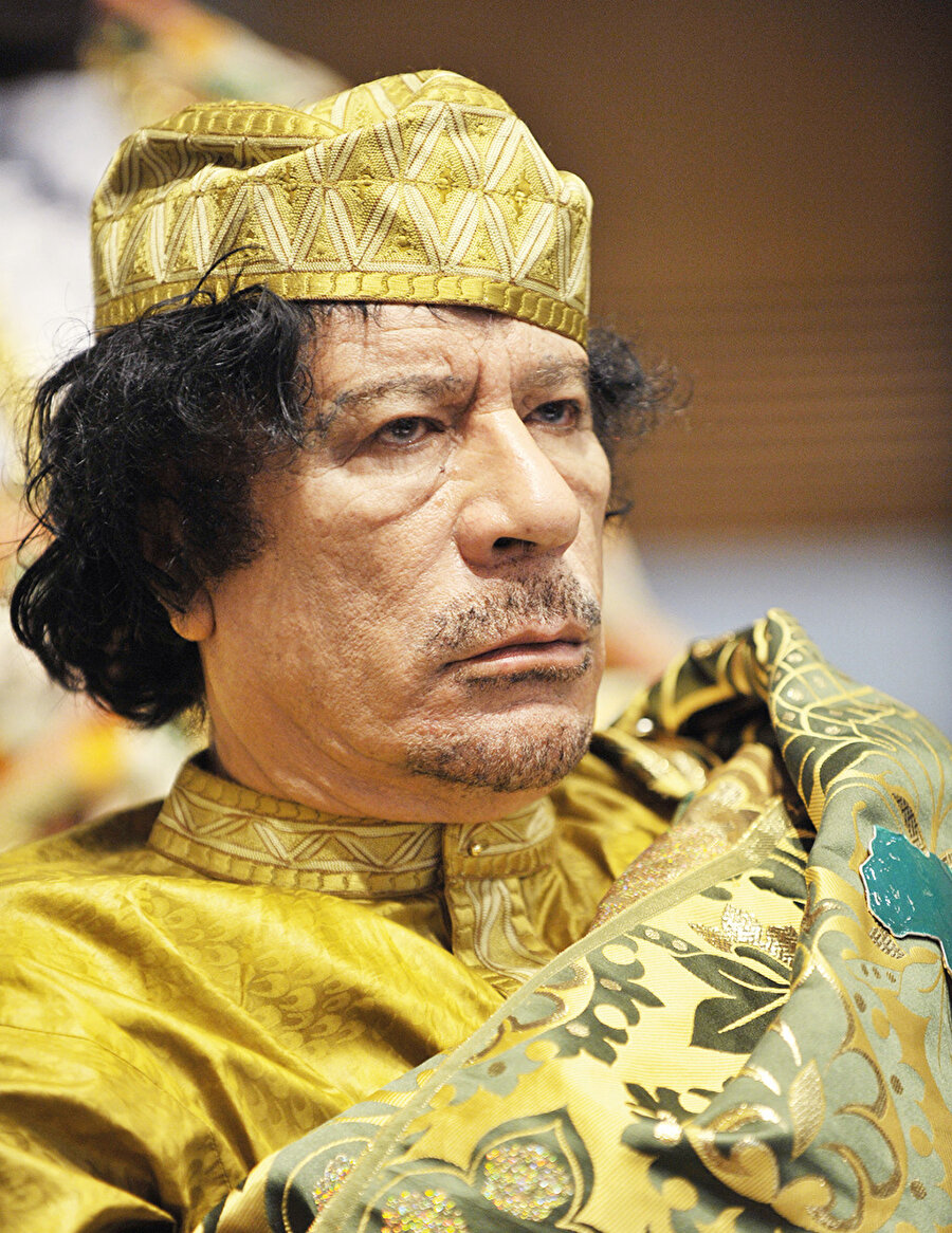 42 sene Libya'yı yöneten Kaddafi, 2011'de 'Arap Baharı'nın etkisiyle ülkedeki iç savaş sonrası muhalifleri tarafından linç edilerek öldürüldü...
