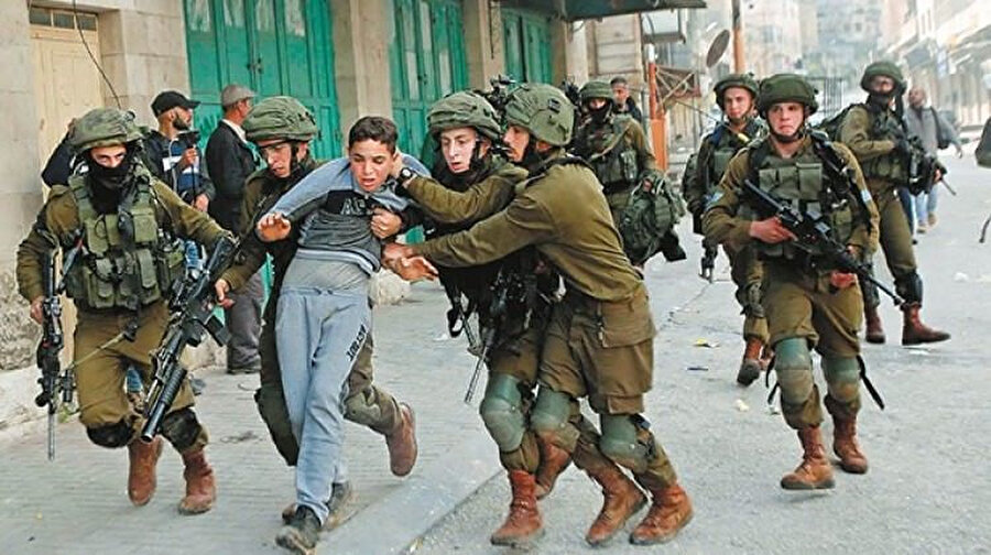 İsrail'in Filistinliler'e zulmü bitmek bilmiyor...