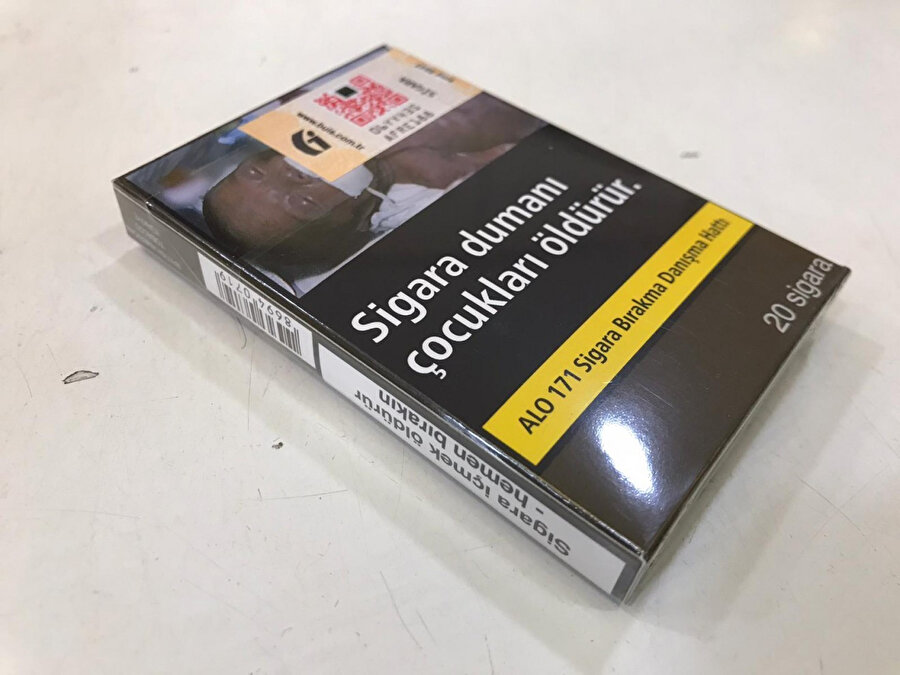 Sigarada düz paket uygulaması