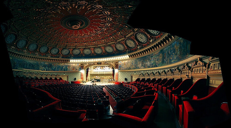 Romanian Atheneum (Opera Binası)