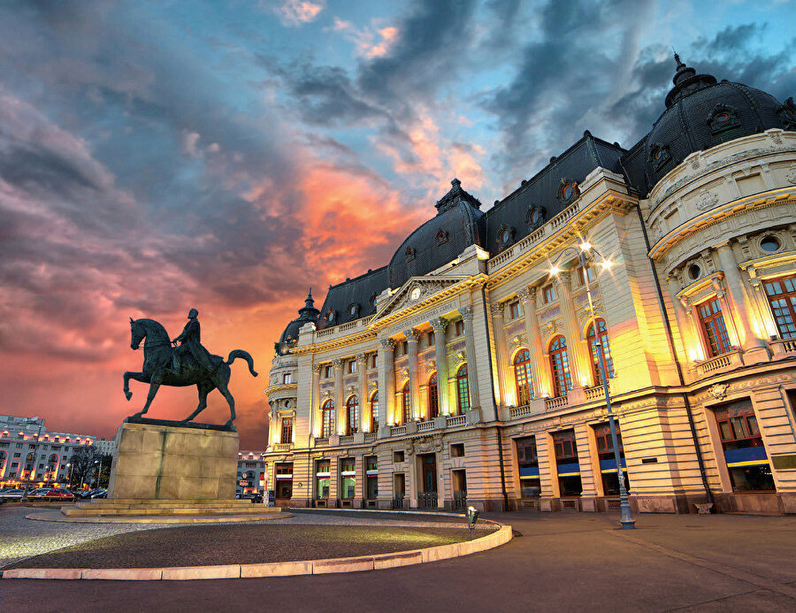 Romanya'nın ticaret merkezidir.