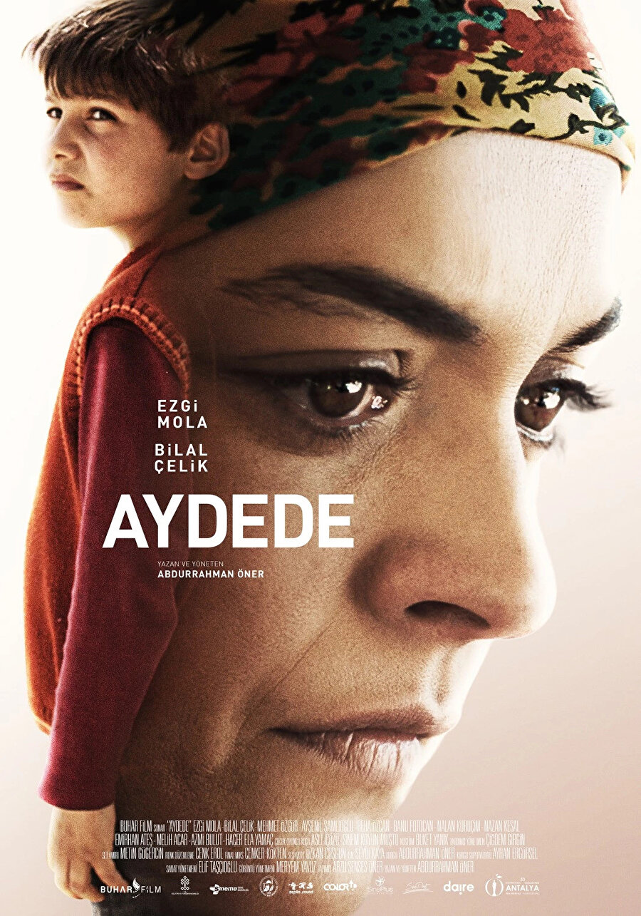 Buhar kısa filmi ile tanınan Abdurrahman Öner’in ilk uzun metrajlı filmi Aydede, babasız büyüyen ve dedesini de kaybeden Bekir’in hikâyesini anlatıyor. Bekir’in annesini Ezgi Mola’nın canlandırdığı film, dramatik olayları mizahi bir üslupla dengelemeyi başarıyor. Vizyon tarihi: 5 Ekim 2018