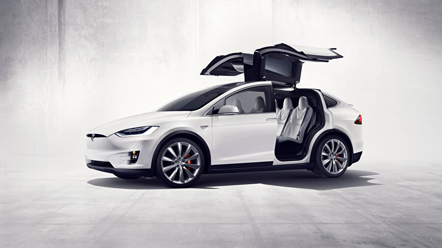 Tesla, Model X modeli