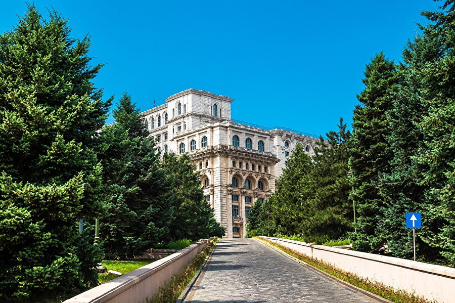 Çavuşesku dönemi: Bükreş 😌