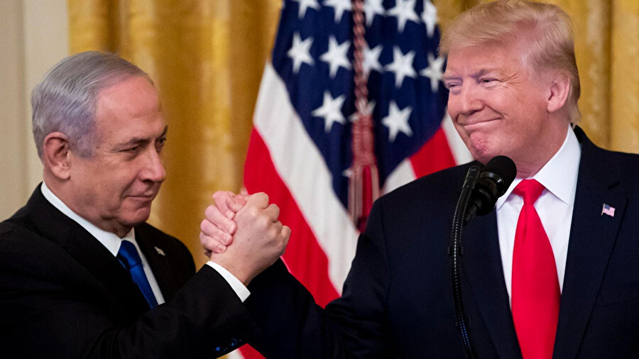 ABD Başkanı Donald Trump ile İsrail Başbakanı Binyamin Netanyahu, düzenledikleri ortak basın toplantısında 'Yüzyılın Anlaşması' adlı tek taraflı planı açıklamıştı...