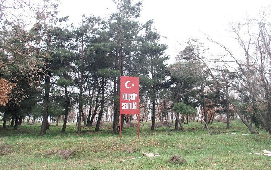 Burada bir şehitlik var...