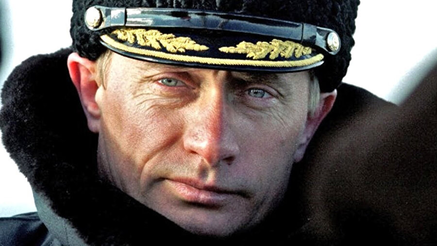 Putin, pragmatik, önüne çıkan fırsatları iyi değerlendiren biri...