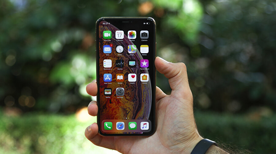 iPhone