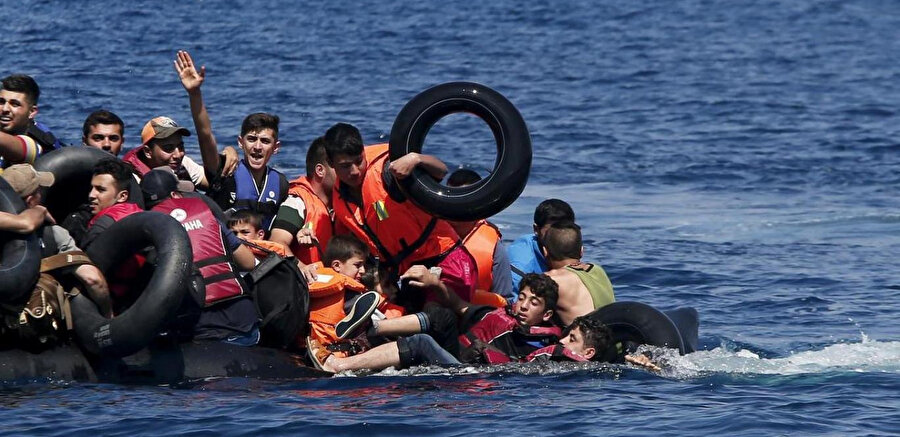Yunanistan 800 bin mülteciyle başa çıkamıyor...