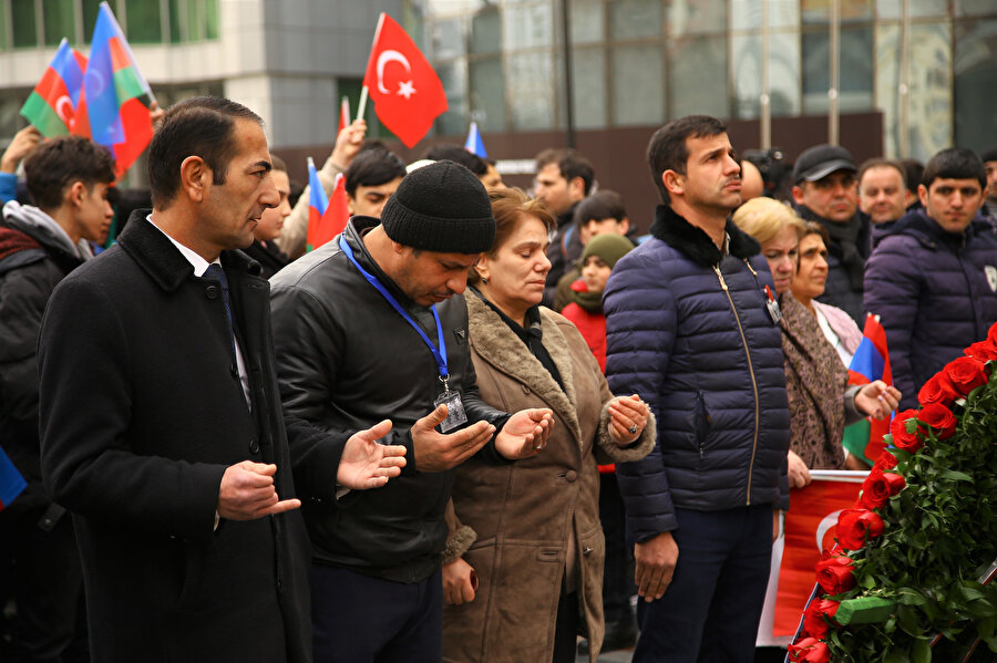 Hayatını kaybedenler için dualar edildi