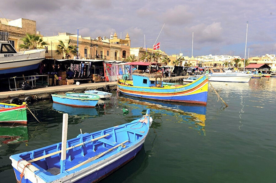 Malta ekonomi olarak sıkıntı çekmeyen bir ülkedir. Ülkede evsiz bulunmamaktadır. 
