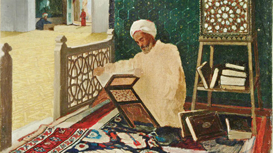 Bir dervişti sanki. Onu seyretmek, cami avlusundayım gibi huzurlu hissettiriyordu.