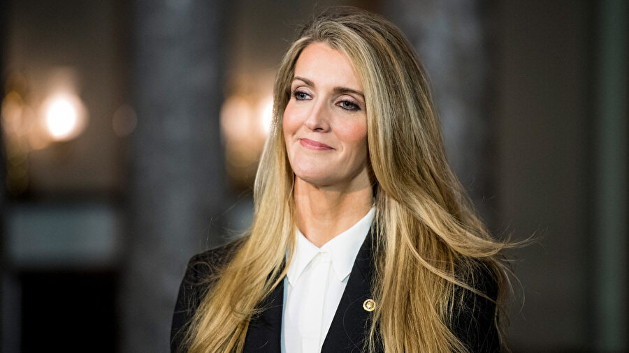 Cumhuriyetçi Senatör Kelly Loeffler