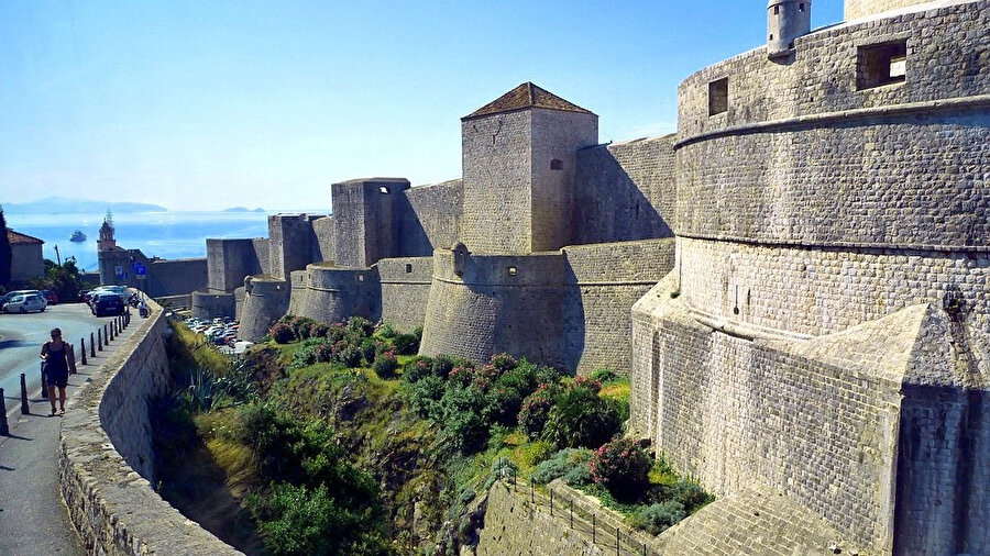 Cercei Lannister'ın Gezindiği Surlar