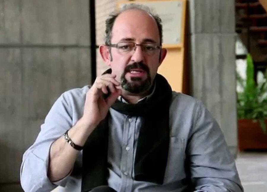Profesör Dr. Sinan Canan