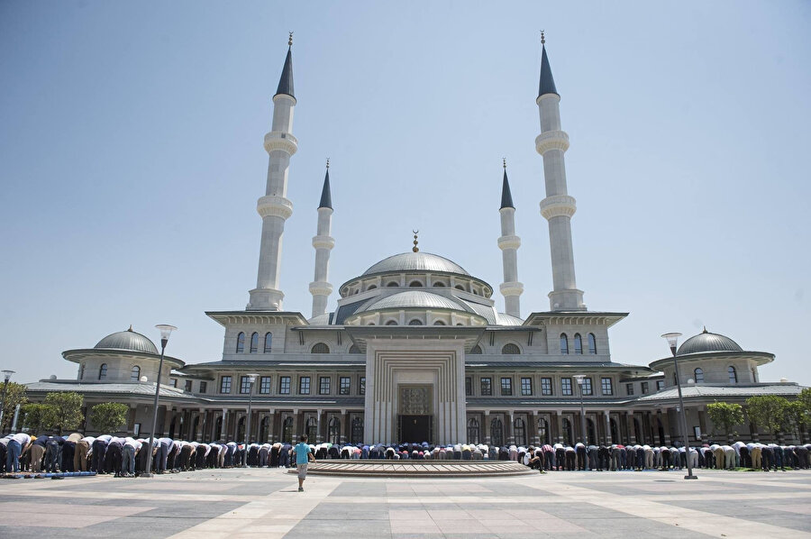 Beştepe Millet Camii