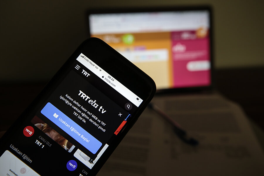 Eğitim Bilişim Ağı'nın TV yayınları geçen hafta pazartesi günü başladı.