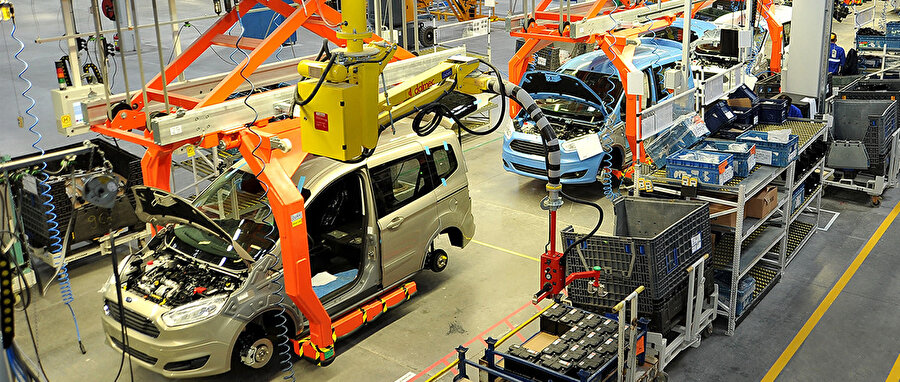 Ford Otosan, fabrikalarını sağlık ekipmanları üretimini için kullanmaya başlıyor. 