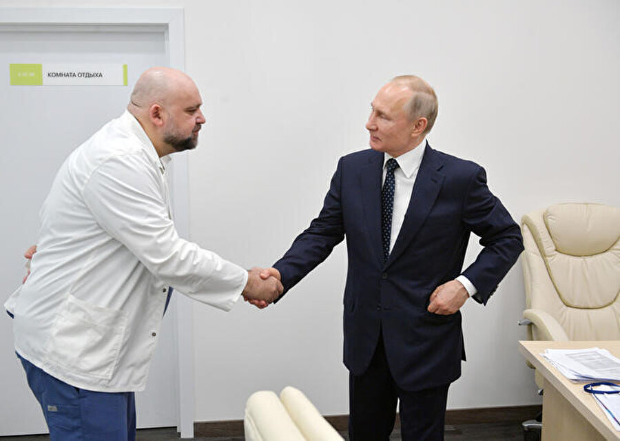 Rusya Devlet Başkanı Vladimir Putin başhekimle görüşmüştü