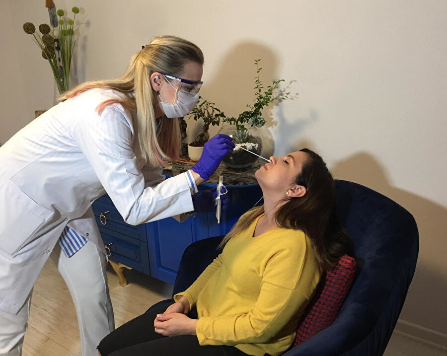 Test için burundan örnek alınırken