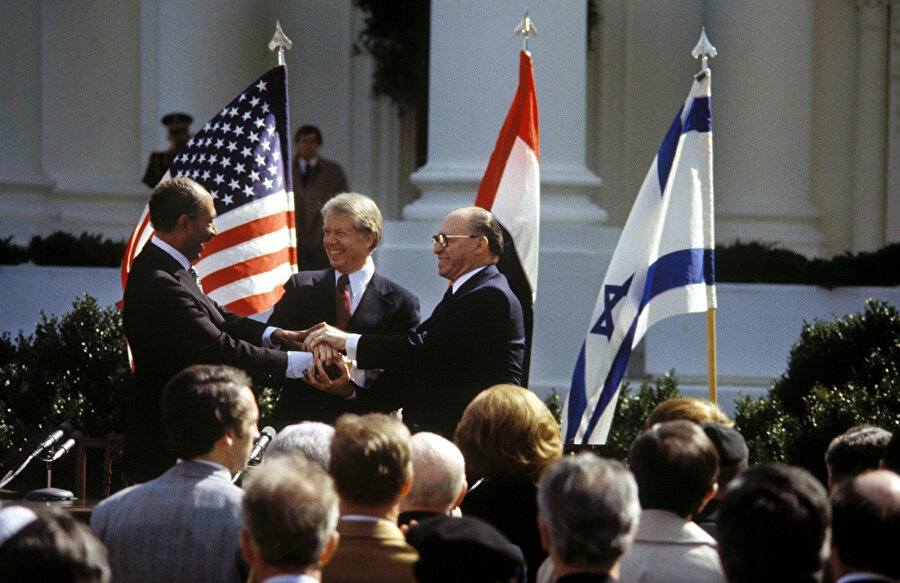  26 Mart 1979'da Washington'da imzalanan Mısır-İsrail Barış Anlaşması. 
