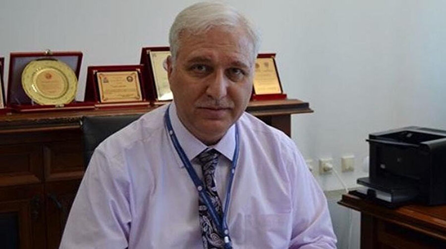 Prof. Dr. Tevfik Özlü