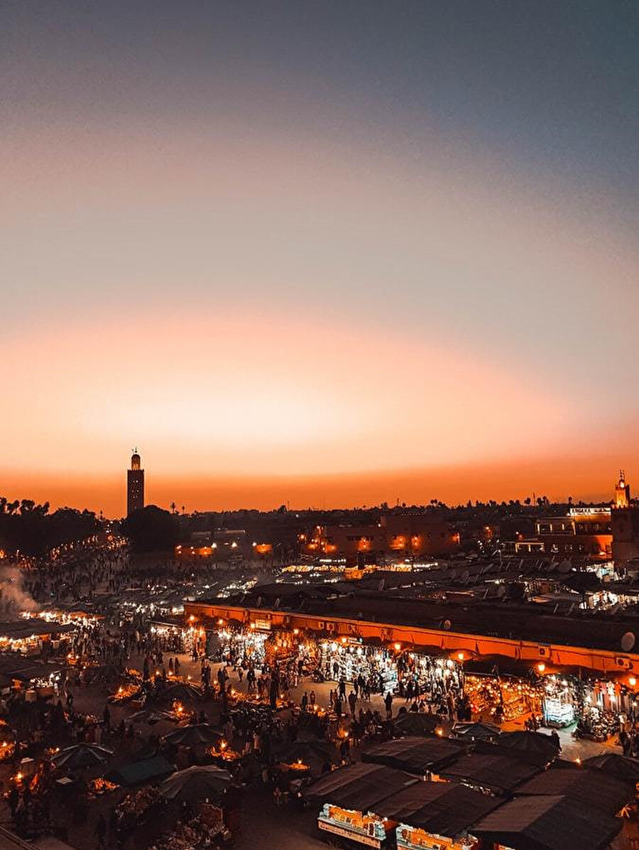 Doğu'nun katoik dinginliği... Marakeş bu tasvirin temsil bulduğu mekanlardan biri.