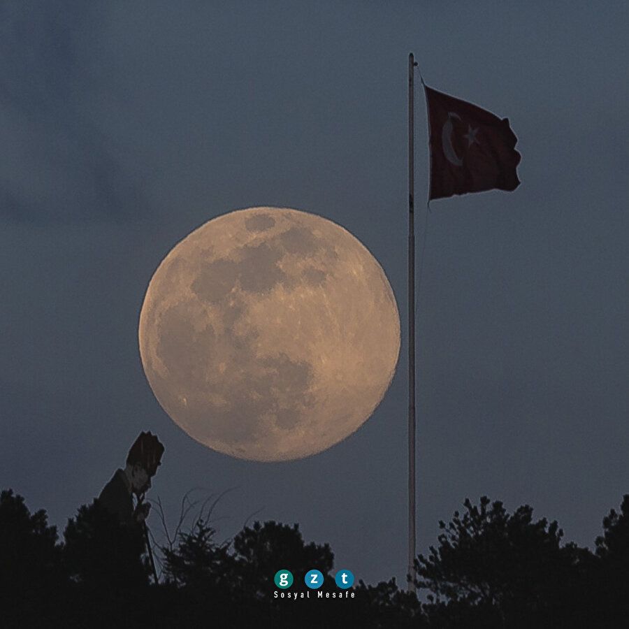 'Süper Ay' Ankara'dan gözlendi 🌒
