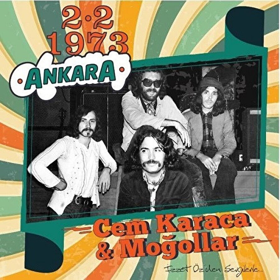 1972'nin sonbaharında Yavuz Plak'ta Cahit Berkay ile karşılaşan Cem Karaca, grubu Kardaşlar'dan dert yanınca, Berkay da Karaca gibi bir vokal istediğini söyleyince Karaca ve Moğollar birlikte müzik yapmaya karar verdi.