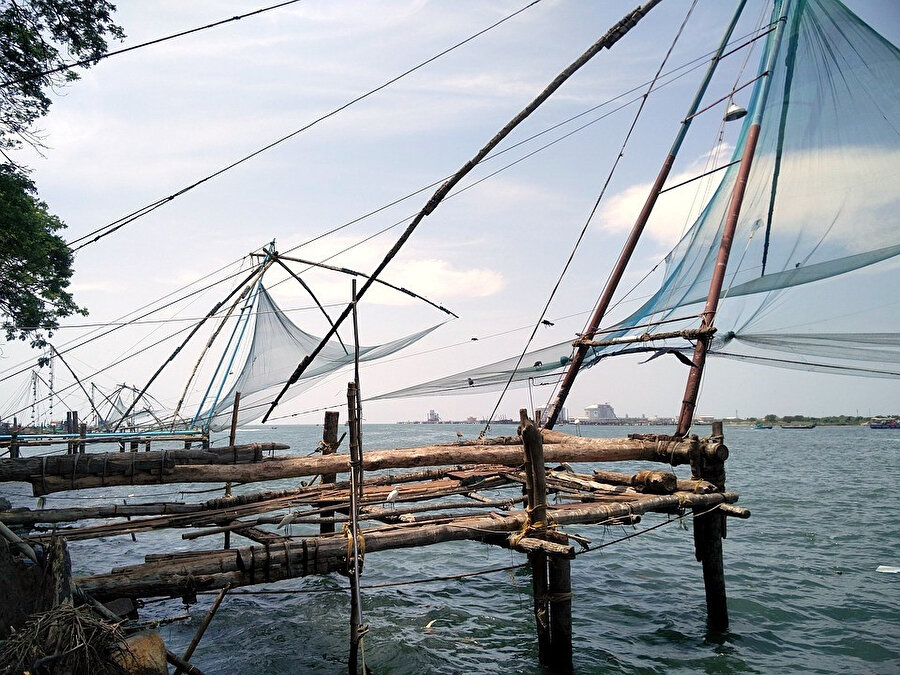 Kochi'yle özdeşleşmiş bir diğer şeyse Çin tipi balık ağları... 