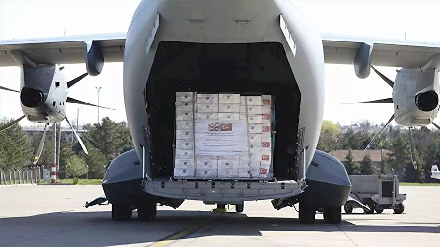 İngiltere tıbbi yardımlar için Türkiye'ye teşekkür etti