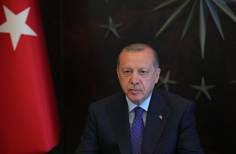 Erdoğan, Huber Köşkü'nden video konferans yöntemiyle Cumhurbaşkanlığı Kabinesi'ne başkanlık etti