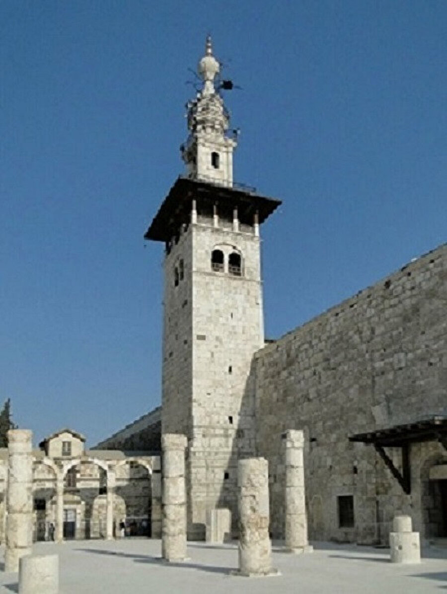 Gelin Minaresi.