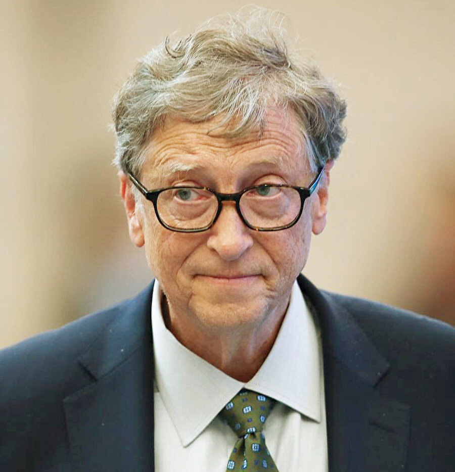 Bill Gates (Microsoft’un Yönetim Kurulu Başkanı) 