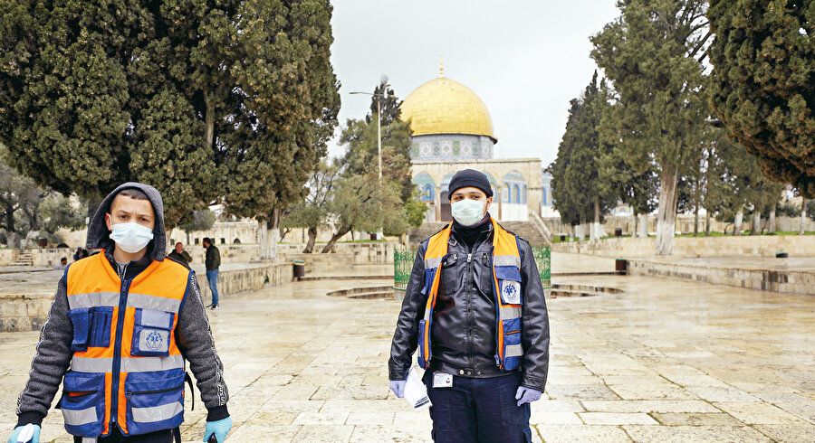 “Ben sadece Âlemlerin Rabbi olan Allah’a teslim olurum. Başka hiçbir şey bana boyun eğdiremez.”