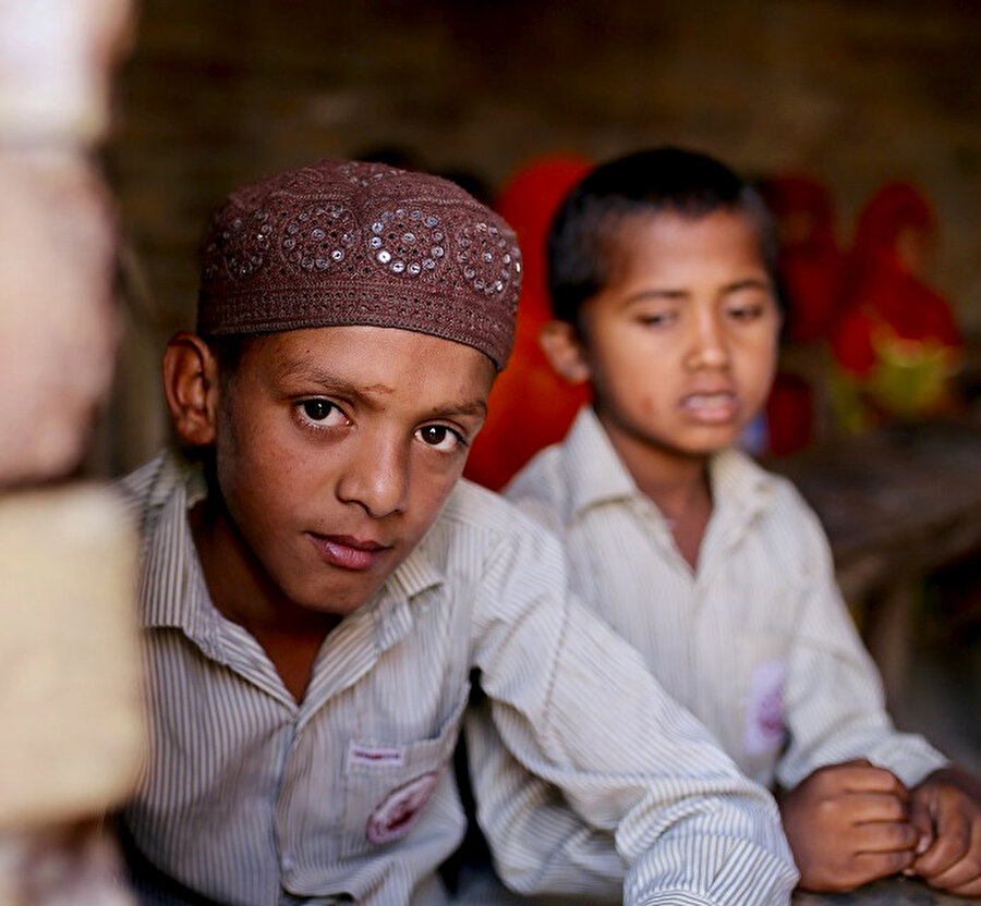 Yoldaki tuhaflık - Pakistan (2)( Fotoğraf: Erhan İdiz)