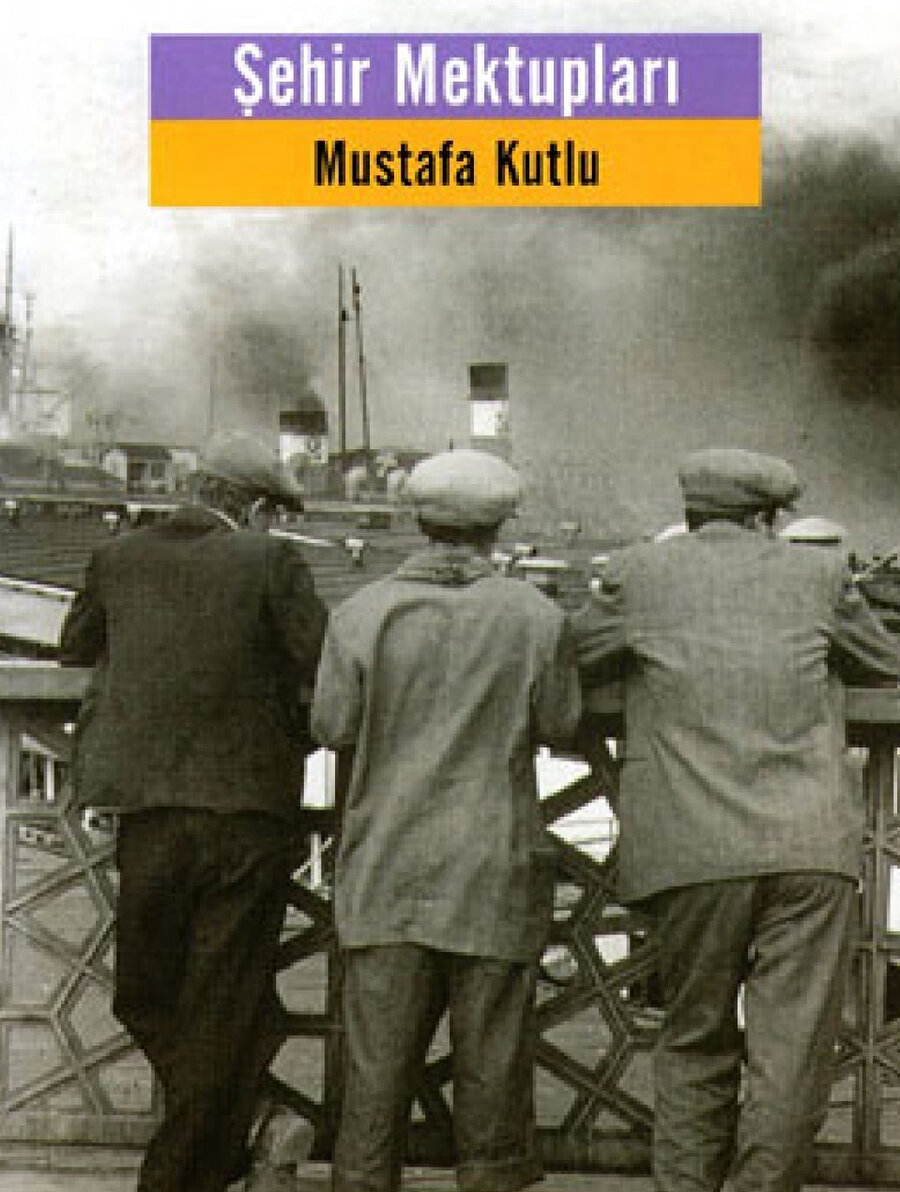 Mustafa Kutlu’nun Şehir Mektupları kitabı, ismini Kutlu’nun da belirttiği üzere Ahmet Rasim’in kitabından almış. Ahmet Rasim, nasıl ki kendi döneminde her yönüyle İstanbul’unu anlatmışsa, gözlemlerini ve analizlerini sohbet havasında yazdıysa, Mustafa Kutlu da bu minvalde İstanbul’unu yazmış. Fark, hem zaman diliminde hem de dönemin İstanbul’larında.