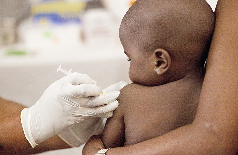 "Afrika herhangi bir aşı için test alanı olamaz ve olmayacaktır"