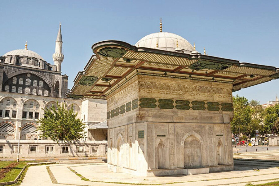 Kılıç Ali Paşa Camii ve Kılıç Ali Paşa çeşmesi, Tophane
