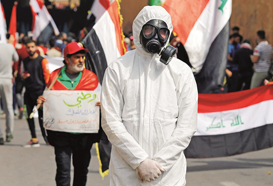 ​Erbil’in batısında bulunan bir hastanenin acil bölümünde çalışan Doktor Omar Hadidi, ülkesi Irak’ta yayılan korovirüse ilişkin çarpıcı iddialarda bulundu.