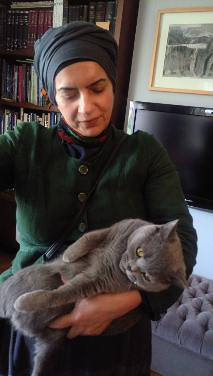 Nihayet Dergisi ressam kürator Hülya Yazıcı' ya sorduk