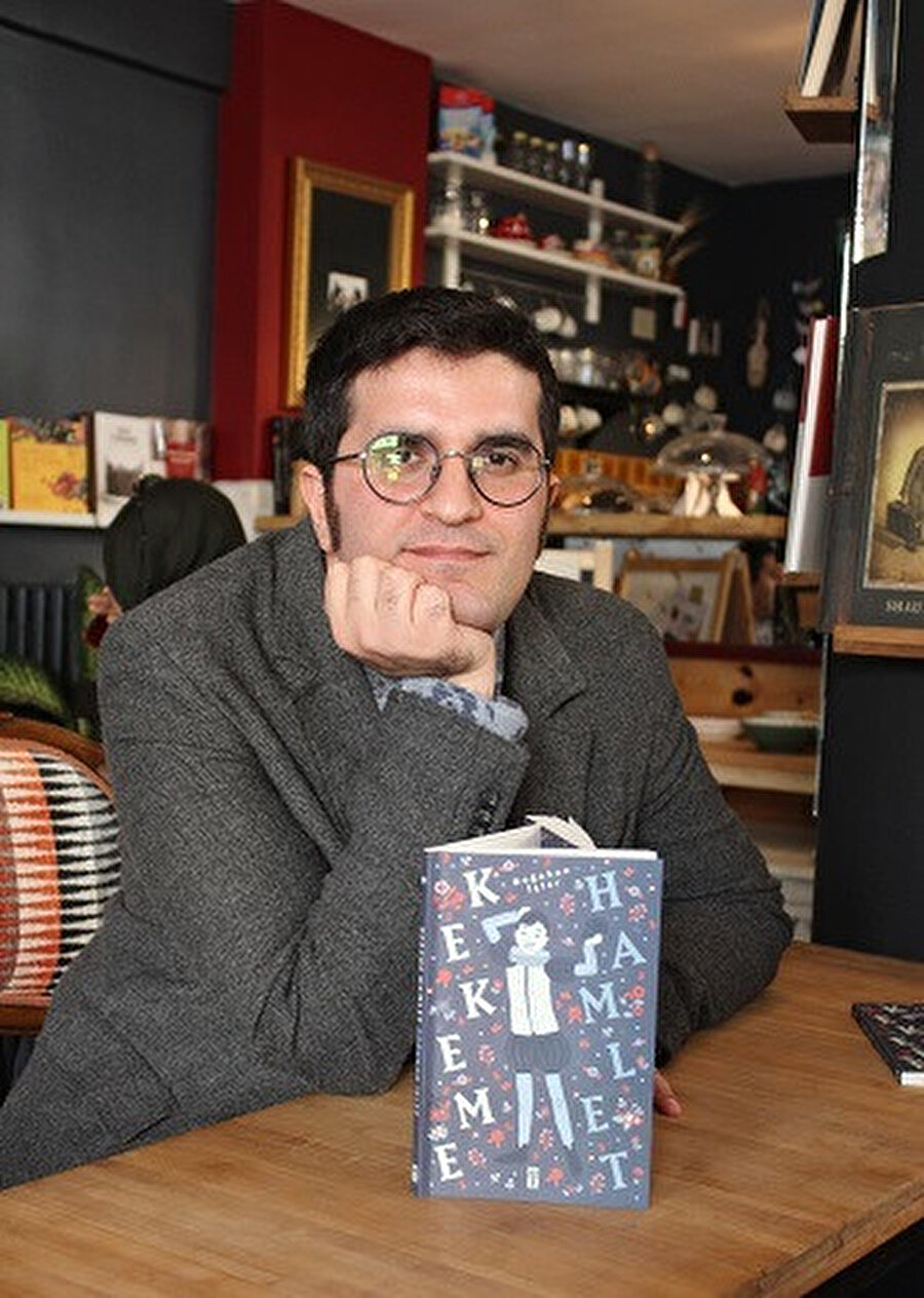 Dişlerini sıksan da, anlamsız saçmalıklar da olsa yaz.