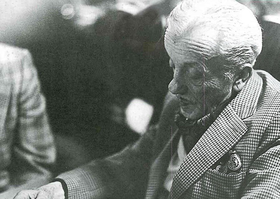 Necip Fazıl Kısakürek