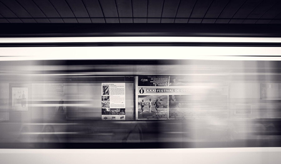 Gazeteciler can alıcı bir ironi olarak kullanmadıkları sürece posttruth klişesini terk etmelidir.