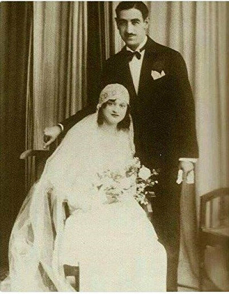 Zaha Hadid'in annesi Vecihe ile babası Muhammed'in düğün fotoğrafı.