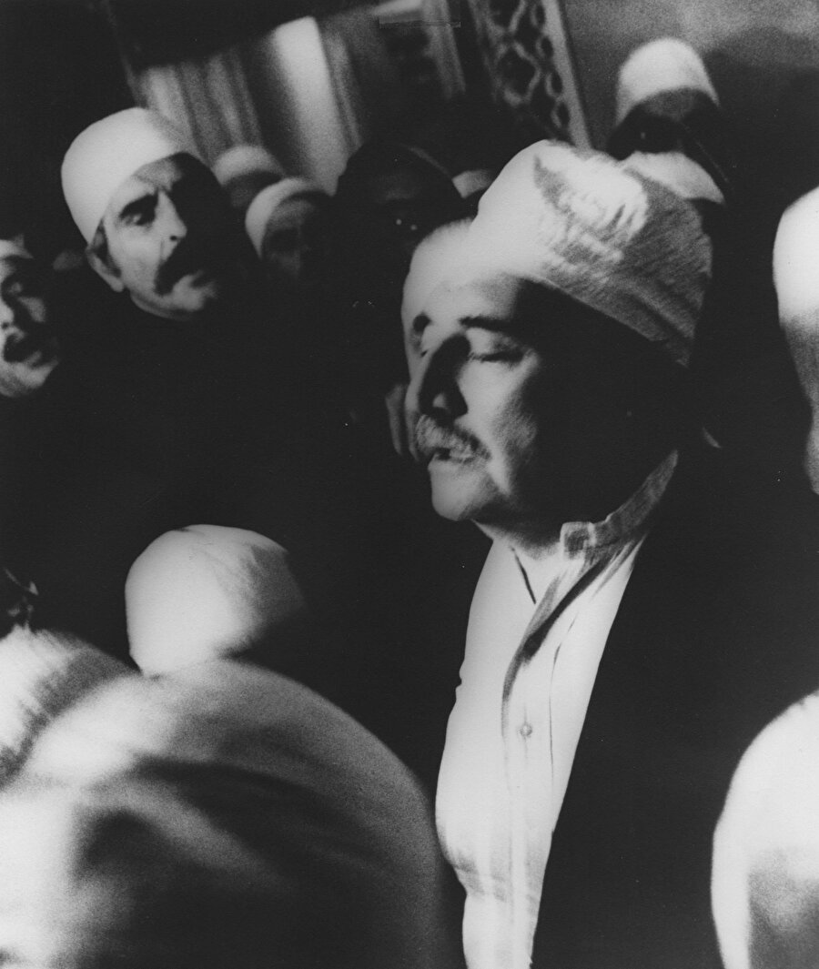 Derviş Tosun, Şeyh Muzaffer Efendi ile zikrullahta, Karagümrük İstanbul, 1974