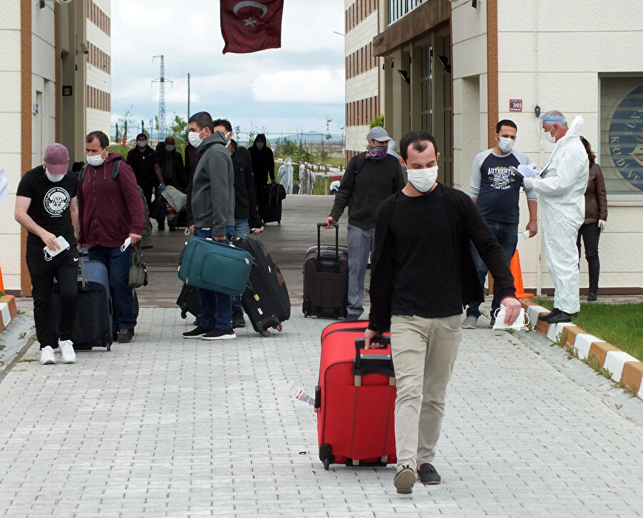 Yozgat'ta karantinadaki 205 kişi, evlerine uğurlandı