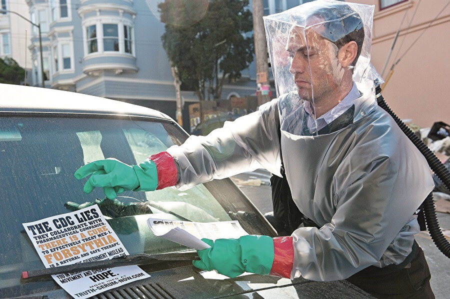 Salgın filminden bir sahne