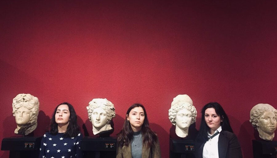 Hiç müzede bir sanat eseri oldunuz mu?